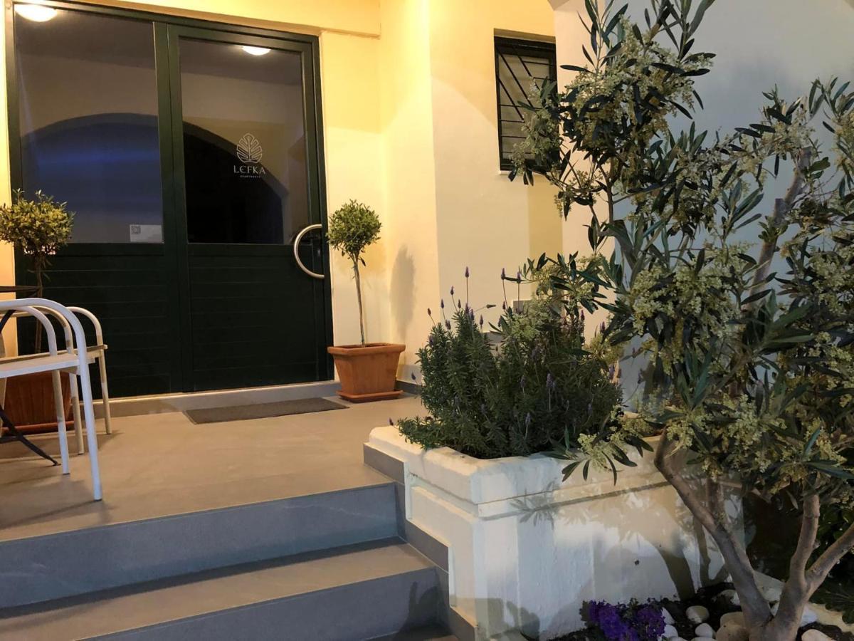 Lefka Apartments Parigoria Exterior foto